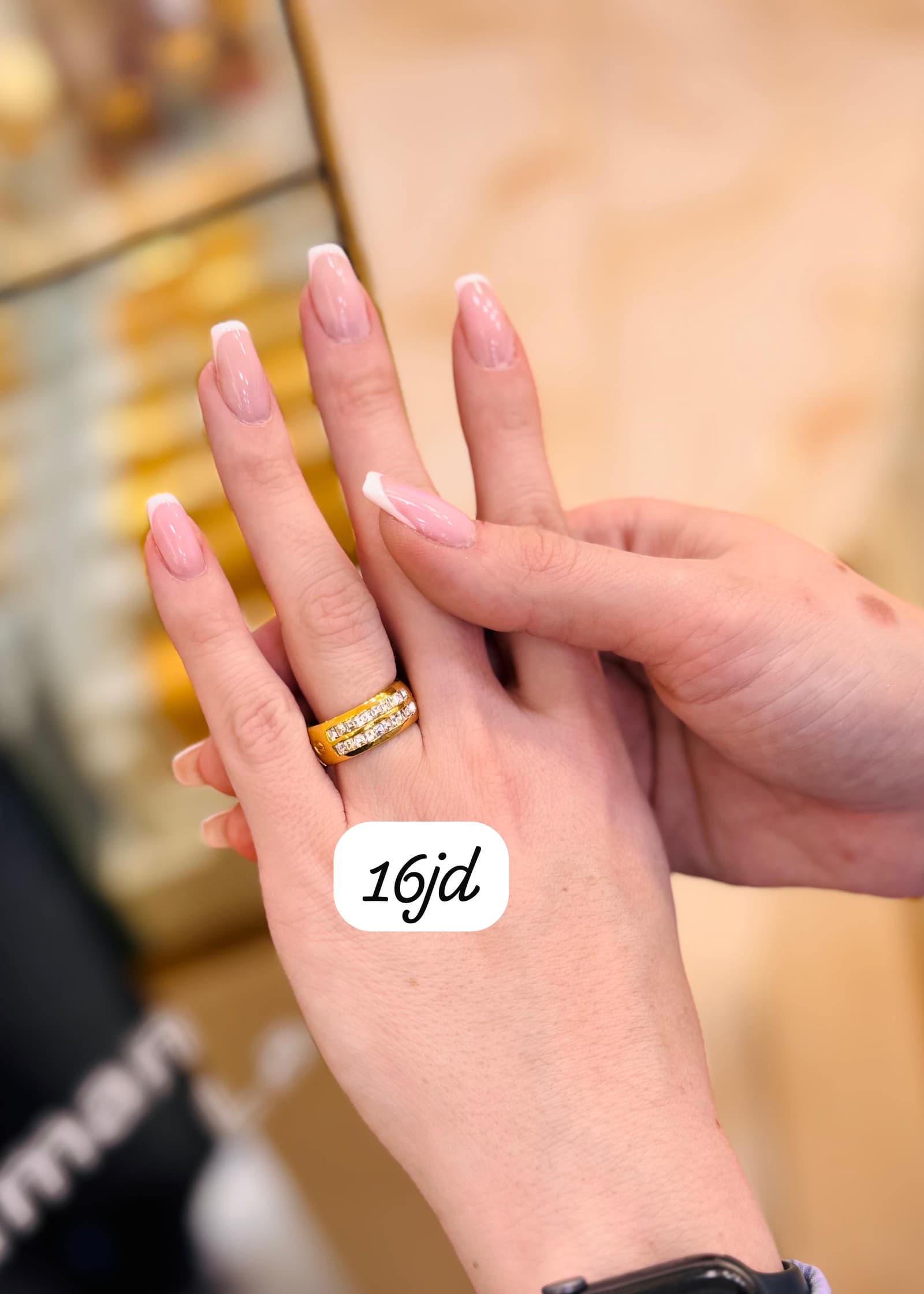 1 (19)